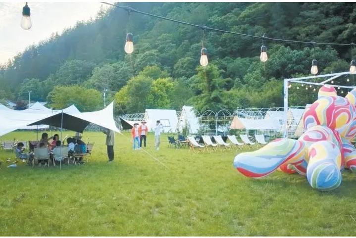 “我在火燒店當‘新村民’！”